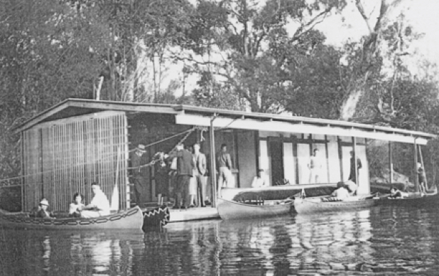 Chipperfield’s Floating Kiosk. Photo source – Fairfield Canoe Club